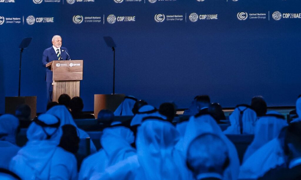 Dubai, Emirados Árabes Unidos, 01.12.2023 - Presidente da República, Luiz Inácio Lula da Silva, discursa na sessão de abertura da Presidência da 28ª Conferência das Nações Unidas sobre Mudança do Clima (COP28), em Dubai.  Foto: Ricardo Stuckert/PR