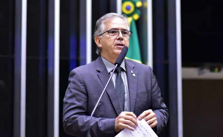 Discussão e votação de propostas. Dep. Joaquim Passarinho (PL - PA)