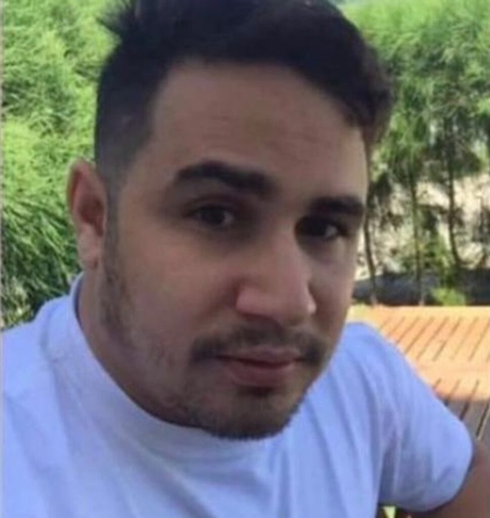 Antonio Alcides do Nascimento Oliveira foi morto a tiros na frente de casa — Foto: Reprodução