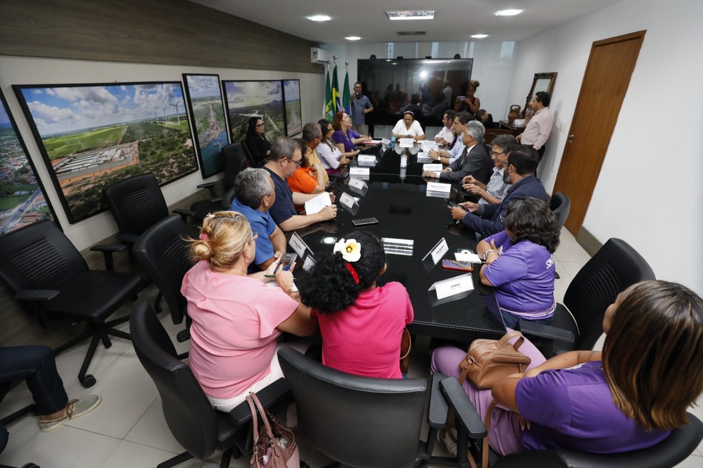 Governadora Fátima Bezerra se reuniu com Fórum dos Servidores Públicos do Rio Grande do Norte — Foto: Humberto Sales
