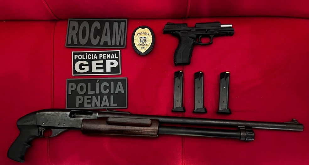 Armas apreendidas com homem em Baraúna, no Oeste potiguar — Foto: Divulgação