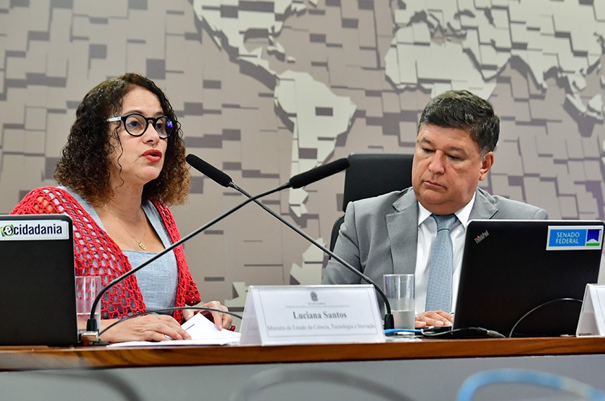 Mesa: 
ministra de Estado da Ciência, Tecnologia e Inovação (MCTI), Luciana Santos;
presidente da CCT, senador Carlos Viana (Podemos-MG)