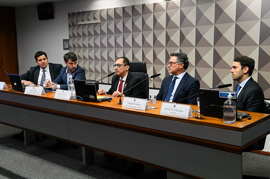 Mesa:
advogado Pedro Ivo Velloso;
diretor de Competições da Confederação Brasileira de Futebol (CBF), Júlio Avellar;
presidente da CPIMJAE, senador Jorge Kajuru (PSB-GO);
oficial de Integridade da Confederação Brasileira de Futebol (CBF), Eduardo Gussem;
advogado Marcelo Neves Resende.