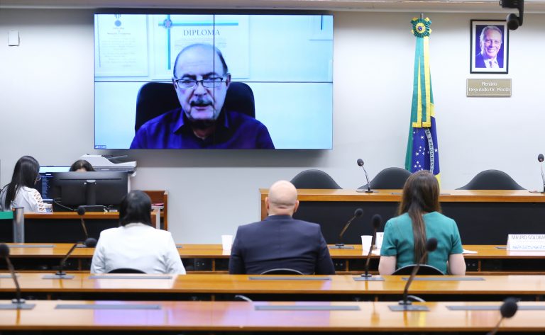 Audiência Pública - Desafios assistenciais dos pacientes de Edema Macular Diabético no SUS. Dep. Dr. Zacharias Calil (UNIÃO - GO)