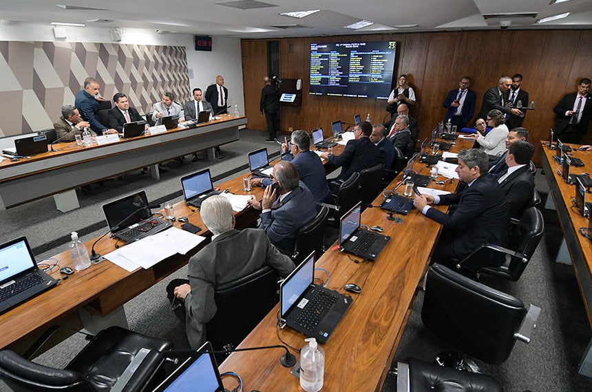 Mesa: 
senador Mecias de Jesus (Republicanos-RR);
presidente da CCJ, senador Davi Alcolumbre (União-AP); 
vice-presidente da CCJ, senador Marcos Rogério (PL-RO);
senador Styvenson Valentim (Podemos-RN).