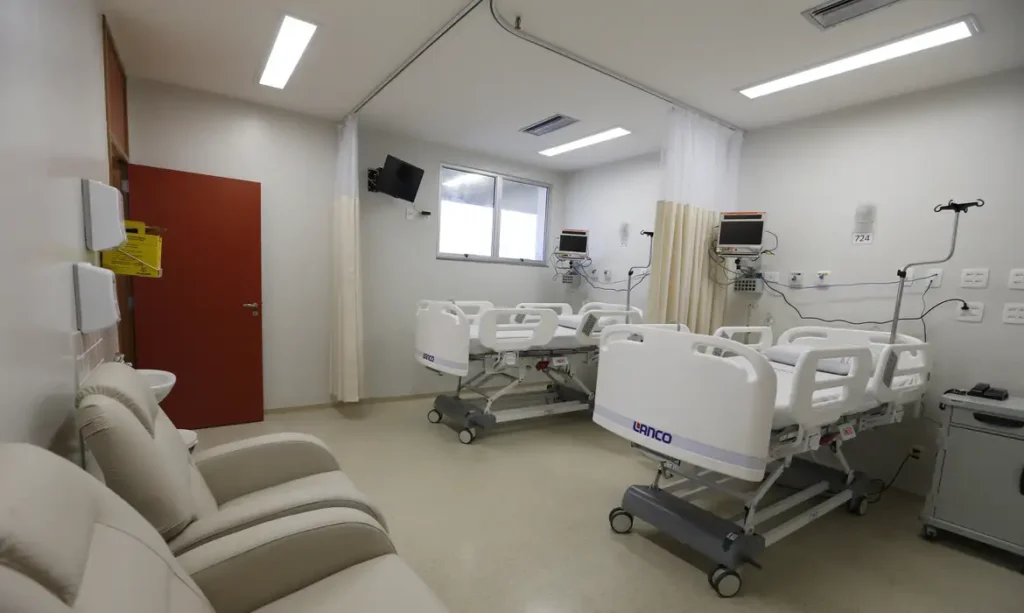 Rio de Janeiro -  O Instituto Nacional de Câncer José Alencar Gomes da Silva inaugura ala com quatro novos leitos, no Centro de Transplante de Medula Óssea (Tânia Rêgo/Agência Brasil)