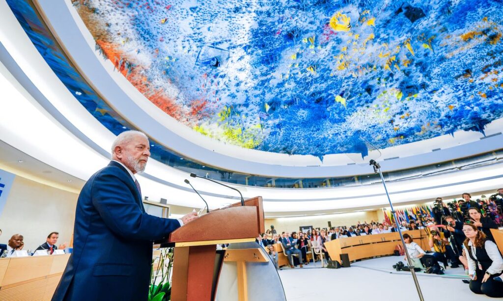 13.06.2024. Genebra, Suíça - Presidente da República, Luiz Inácio Lula da Silva, durante Sessão de Encerramento do Fórum Inaugural da Coalizão Global para a Justiça Social no âmbito da 112a Conferência Internacional do Trabalho, no Palácio das Nações.  
Foto: Ricardo Stuckert / PR