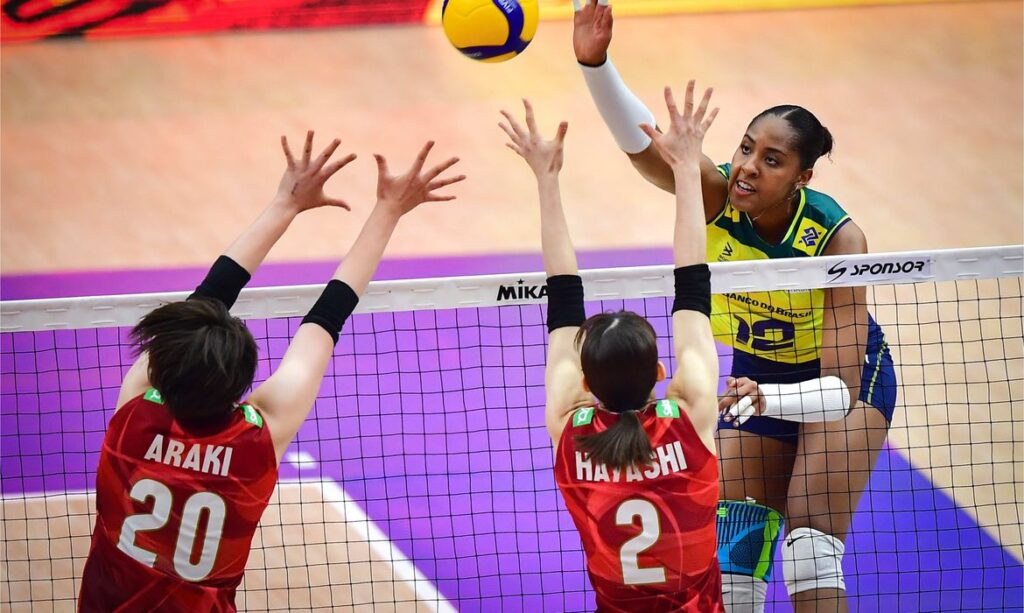 seleção brasileira feminina é superada pelo japão por 3 sets a 2 na semi da Liga das Nações de Võlei - em 22/06/2024
