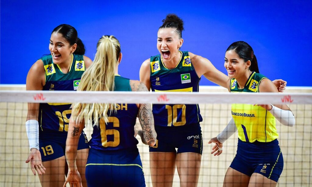 Seleção faz 3 sets a 0 na Bulgária, em penúltimo jogo da fase classificatória da Liga das Nações de Vôlei Feminino, em 16/06/2024