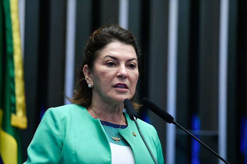 Em discurso, à tribuna, senadora Rosana Martinelli (PL-MT).