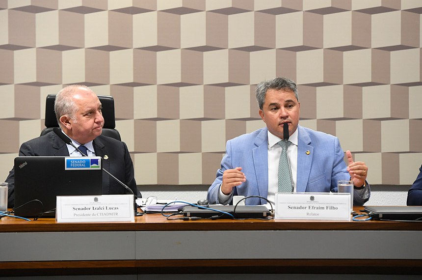 Mesa:
presidente da CTIADMTR, senador Izalci Lucas (PSDB-DF);
relator da CTIADMTR, senador Efraim Filho (União-PB) - em pronunciamento.