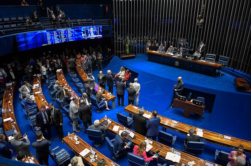 Mesa: 
senador Laércio Oliveira (PP-SE); 
senador Fernando Dueire (MDB-PE);
presidente do Senado Federal, senador Rodrigo Pacheco (PSD-MG); 
secretário-geral da Mesa do Senado Federal, Gustavo A. Sabóia Vieira.