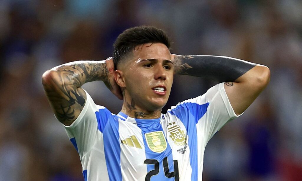 Enzo Fernández durante partida da Argentina contra o Equador pelas quartas de final da Copa América de 2024 
04/07/2024 REUTERS/Agustin Marcarian