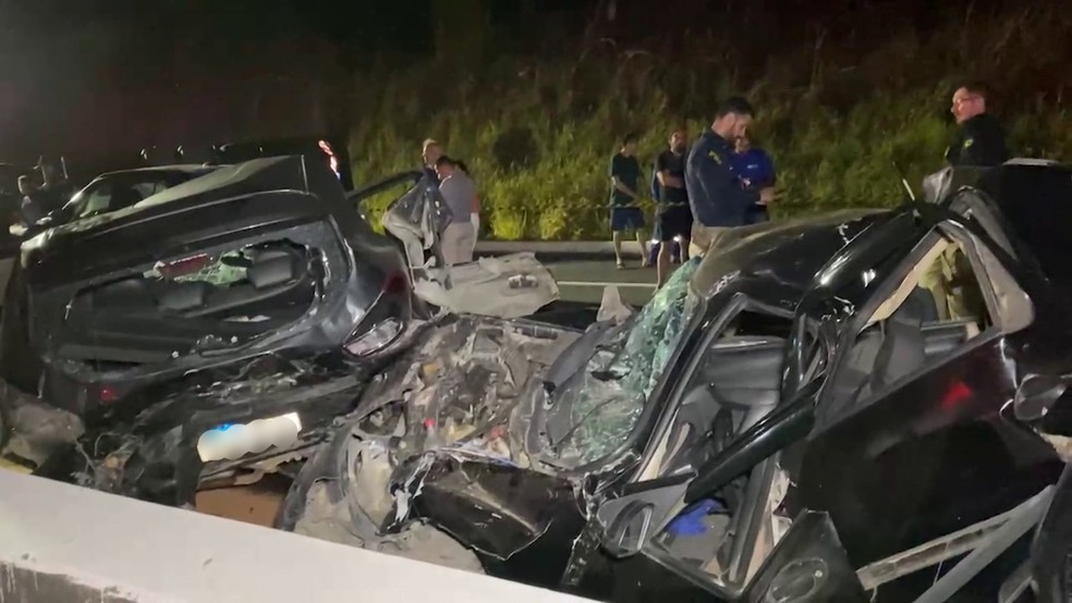 Acidente entre seis veículos em Caaporã, na Paraíba — Foto: Reprodução/TV Cabo Branco