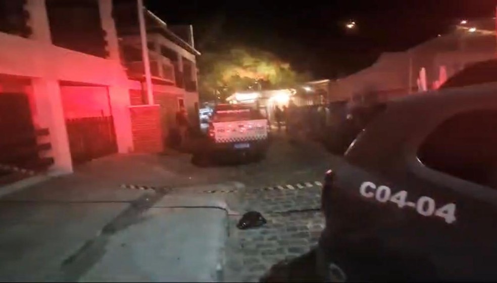 Adolescente português é morto a tiros na praia de Pipa — Foto: Reprodução