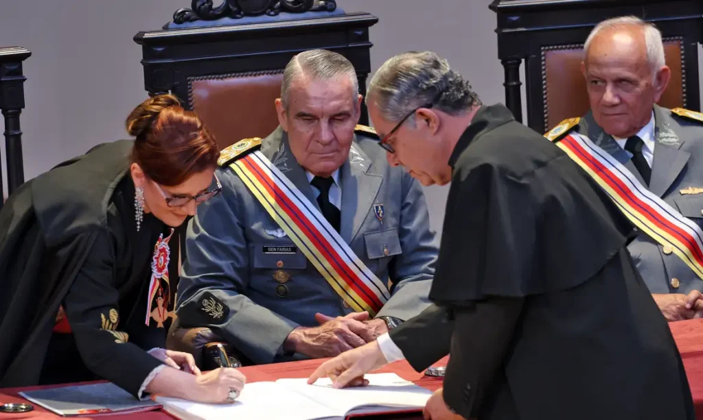 Brasília (DF), 12/03/2025 - Solenidade de posse da ministra Maria Elizabeth Guimarães Teixeira Rocha no cargo de Presidente do Superior Tribunal Militar. Foto: José Cruz/Agência Brasil