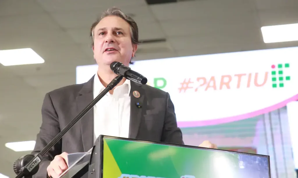 Natal (RN), 10/03/2025 - Ministro da Educação Camilo Santana durante cerimônia de Anúncio dos Programas Partiu IF e CPop: Igualdade de Oportunidades para Transformar a Educação. Foto: Luís Fortes/MEC