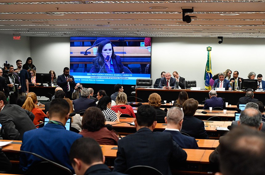 Mesa: 
relator do PLN 26/2024, senador Angelo Coronel (PSD-BA); 
presidente da CMO, deputado Julio Arcoverde (PP-PI); 
secretário da comissão.