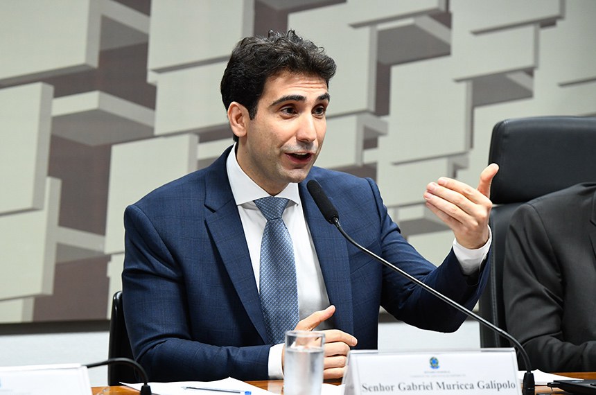 Em pronunciamento, à mesa, indicado para exercer o cargo de presidente do Banco Central do Brasil (BC), Gabriel Muricca Galípolo.