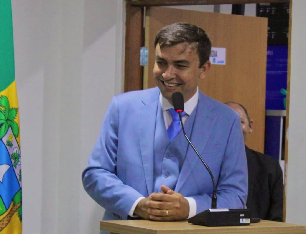 Prefeito de Lajes, Felipe Ferreira de Menezes Araújo (MDB) foi cassado pela Justiça Eleitoral — Foto: Reprodução/Redes sociais