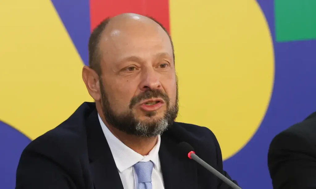 Brasília (DF) 08/05/2025 - Coletiva de imprensa para atualização da Operação Sem Desconto com os ministros Jorge Messias (AGU), Vinicius Marques de Carvalho (CGU), Wolney Queiroz (Previdência Social) e o presidente do INSS, Gilberto Waller. Foto Antônio Cruz/ Agência Brasil.