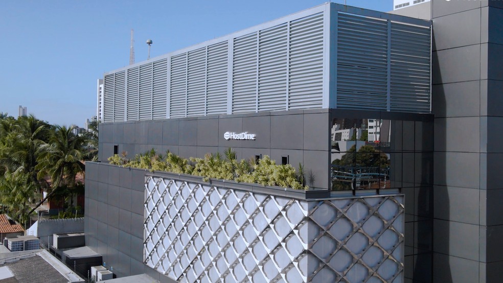 A HostDime conquistou a ISO 27701, garantindo a proteção de dados com os mais altos padrões de segurança e conformidade, com foco na LGPD e privacidade. — Foto: HostDime Brasil.