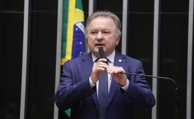 Discussão e Votação de Propostas Legislativas. Dep. Merlong Solano (PT-PI)