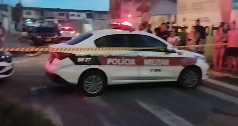 Homem é morto enquanto esperava filho — Foto: Polícia Militar