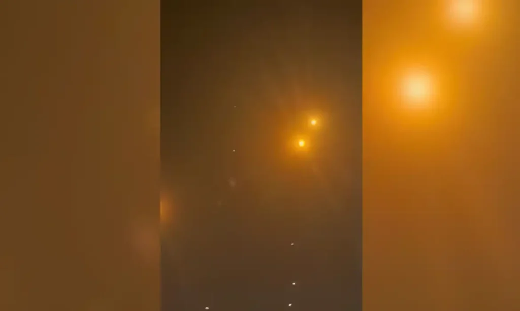 Brasília (DF), 23/06/2025 - STORY: Der Iran hat am Montag Abend nach eigenen Angaben einen US-Militärstützpunkt in Katar mit Raketen beschossen. In der Hauptstadt Doha waren Explosionen zu hören.
Frame Reuters
