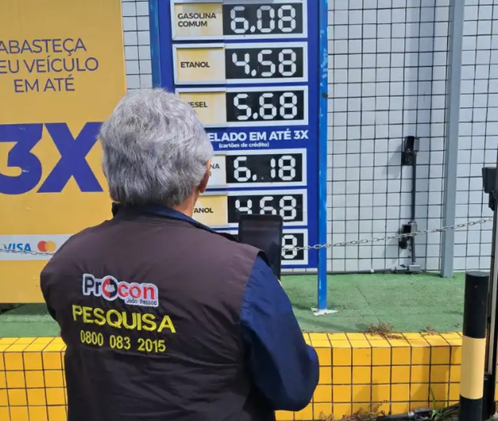 Preço da gasolina comum apresenta queda em João Pessoa — Foto: Procon-JP