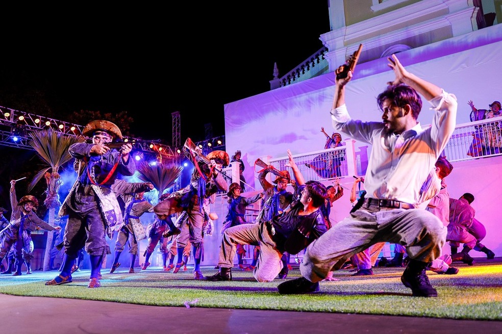 Espetáculo Chuva de Bala no País de Mossoró — Foto: Lucas Bulcão / SECOM PMM