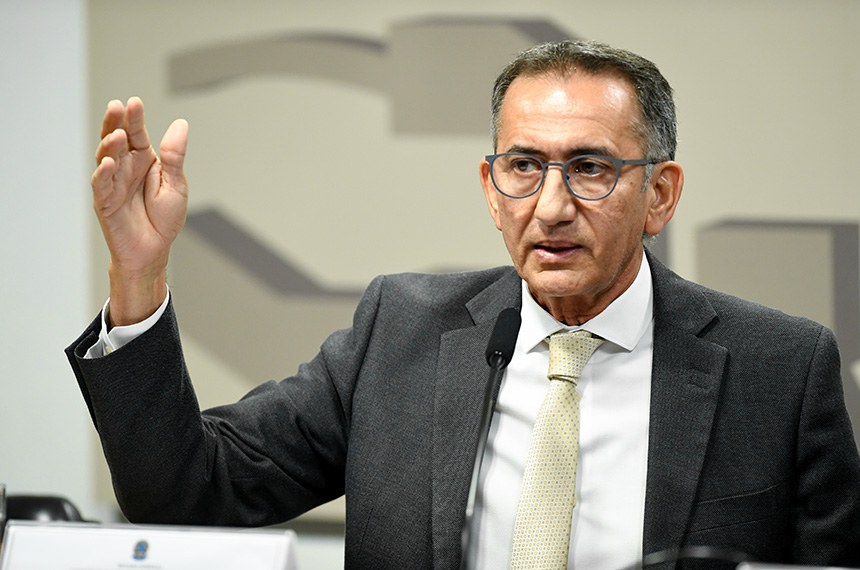 Mesa:
ministro de Estado da Integração e do Desenvolvimento Regional (MIDR), Waldez Góes, em pronunciamento.