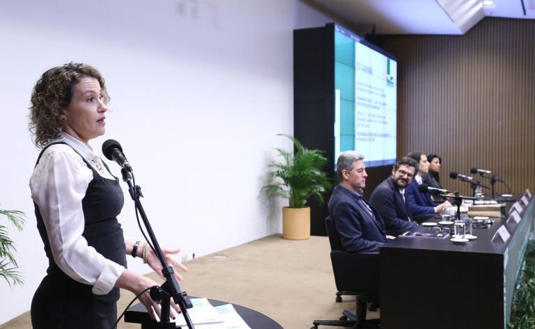 Expansão e Futuro. Diretora da TV Câmara - Câmara dos Deputados, Daniela André