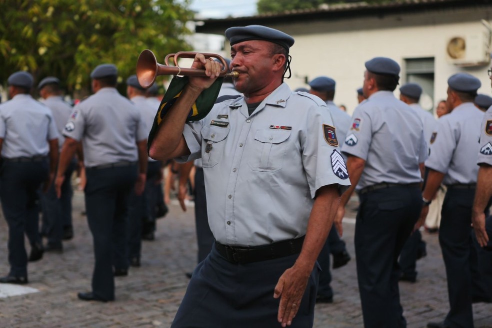 Policiais militares em formatura de curso de sargento no RN (Arquivo) — Foto: Sandro Meneses/governo do RN