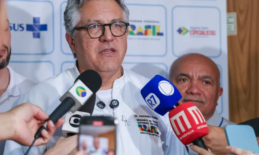 Brasília (DF), 18/09/2025 – O ministro da Saúde, Alexandre Padilha, lança a nova linha de cuidado para pessoas com Transtorno do Espectro Autista (TEA). O documento orienta sobre diagnóstico, assistência e encaminhamento aos serviços do SUS.
Foto: José Cruz/Agência Brasil