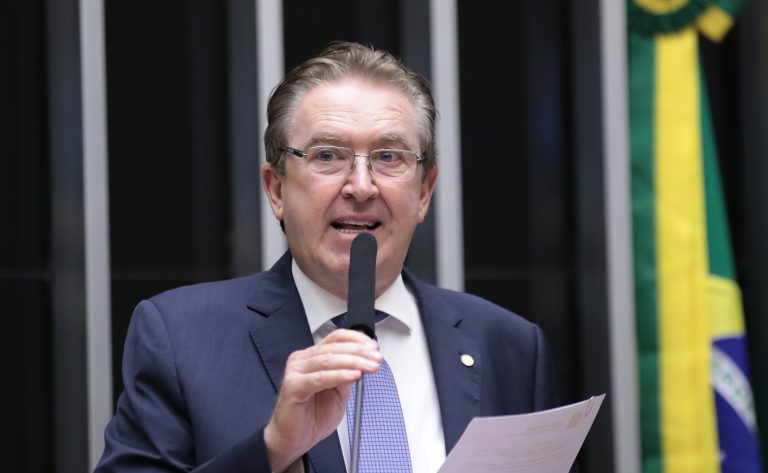 Homenagem aos 25 Anos de Criação da Rádio Câmara. Dep. Luciano Ducci (PSB - PR)