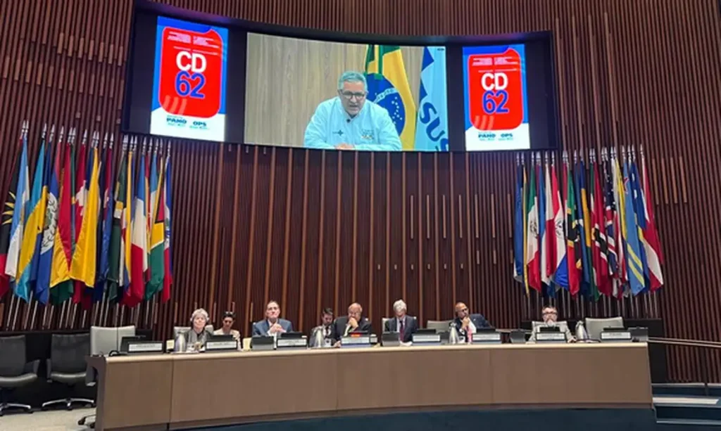 Brasília (DF), 29/09/2025 –ministro da Saúde, Alexandre Padilha, defendeu o desenvolvimento regional para produção de vacinas e medicamentos e reafirmou a posição do Brasil contra o negacionismo científico em sua participação virtual no 62° Conselho Diretor da Organização Pan-Americana da Saúde (OPAS).
Foto: David Spitz - OPAS/OMS