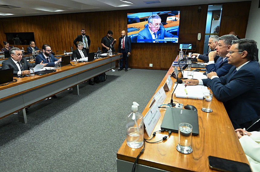 Bancada:
senador Izalci Lucas (PL-DF) - em pronunciamento; 
senador Jorge Seif (PL-SC); 
deputado Marcel van Hattem (Novo-RS).