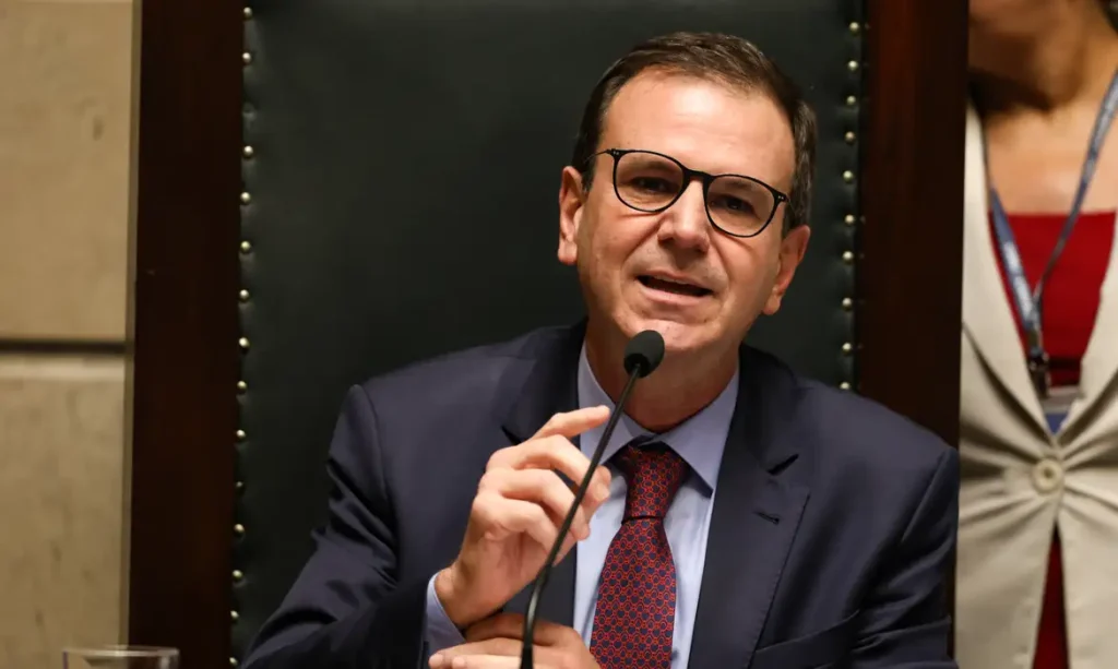 Rio de Janeiro (RJ), 01/01/2025 - O prefeito do Rio de Janeiro, Eduardo Paes durante cerimônia de posse no Palácio Pedro Ernesto, no centro da capital fluminense. Foto: Tomaz Silva/Agência Brasil