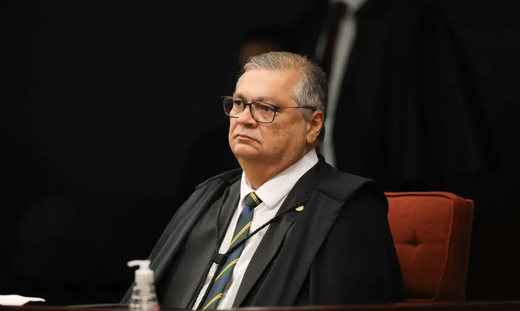 Brasília (DF) 10/09/2025 - O ministro Flávio Dino na Primeira Turma do Supremo Tribunal Federal (STF) que realiza o quarto dia de julgamento dos réus do Núcleo 1 da trama golpista, formado pelo ex-presidente Jair Bolsonaro e mais sete aliados.  Foto: Fabio Rodrigues-Pozzebom/ Agência Brasil
