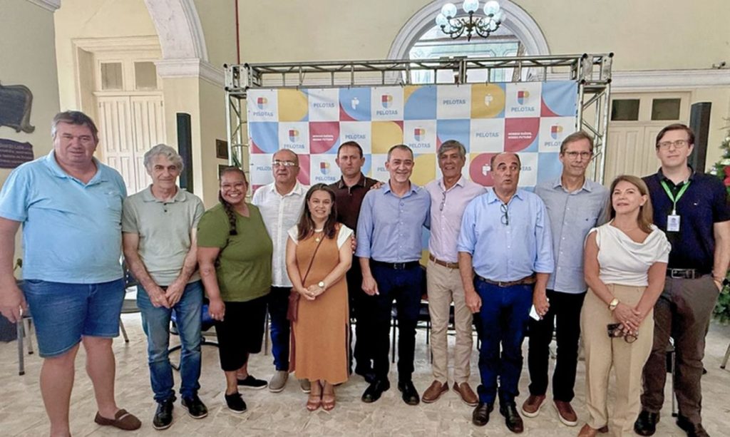 Brasília (DF), 22/12/2025 - Conab anuncia R$ 4 milhões para compra de pêssego de produtores gaúchos.
Foto Conab