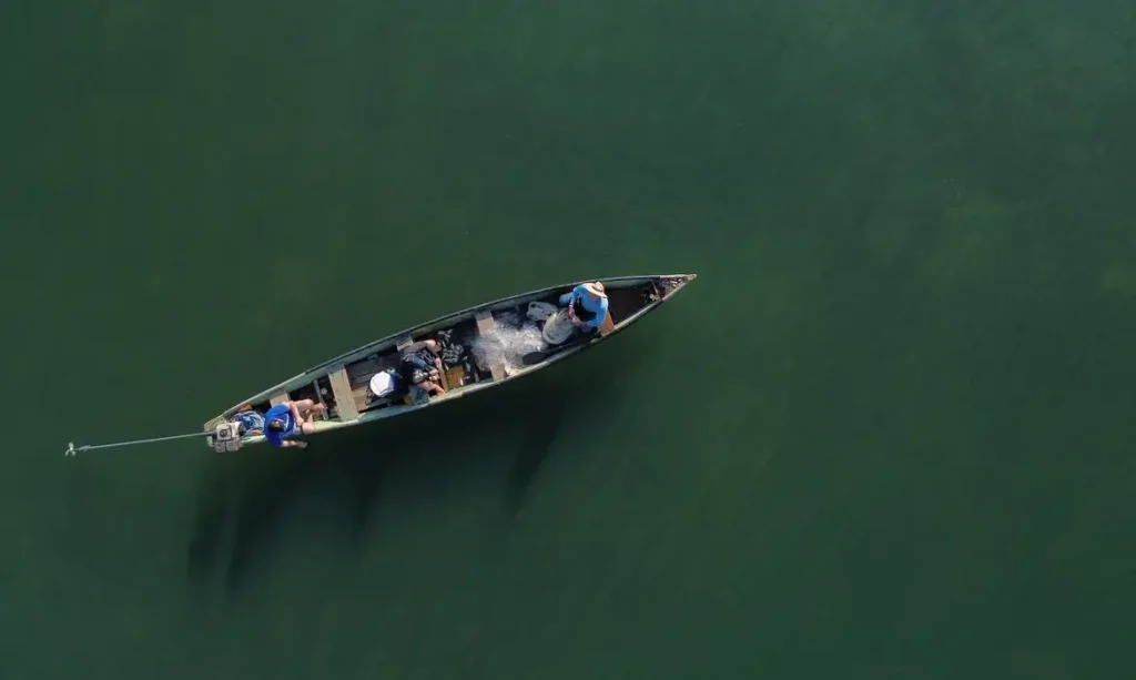 Imperatriz (MA), 13/10/2025 – Vista de pescadores em atividade nas águas do Rio Tocantins. Foto: Fernando Frazão/Agência Brasil