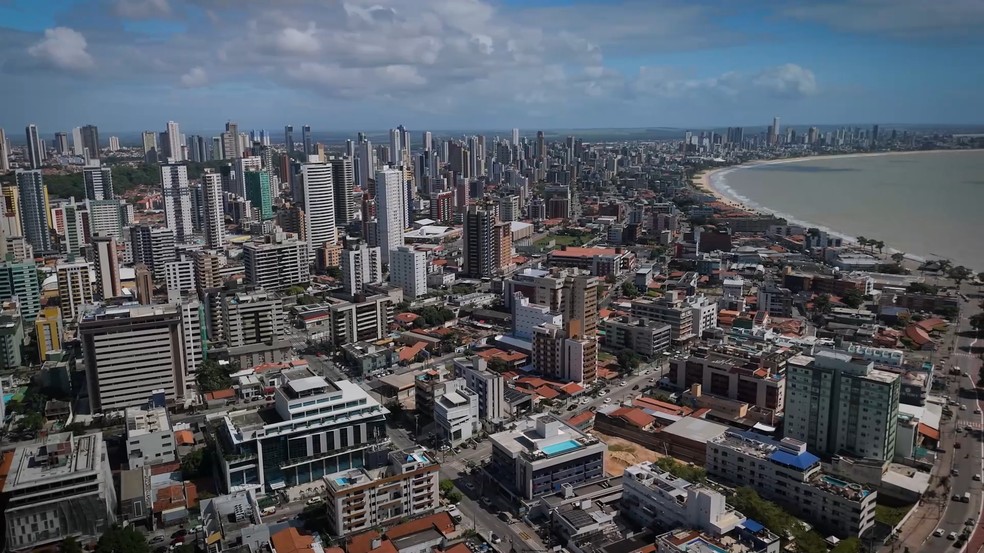 Justiça manda prefeitura de João Pessoa liberar licença de prédio na orla  com excedente de altura de 84 cm — Foto: Créditos/Rede Paraíba
