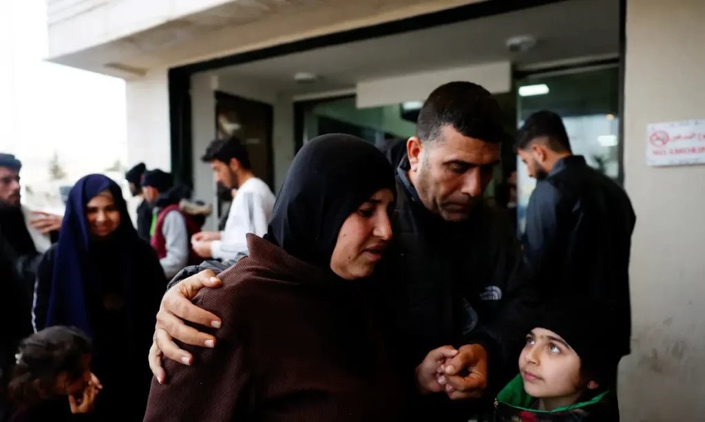 Syrians living in Lebanon wait outside the Ministry of Interior Immigration and Passports Department, at the Syrian-Lebanese border, as they return to Syria due to ongoing hostilities between Hezbollah and Israeli forces, amid the U.S.-Israeli conflict with Iran, in Jdaydet Yabous, Syria, March 3, 2026. REUTERS/Yamam Al Shaar