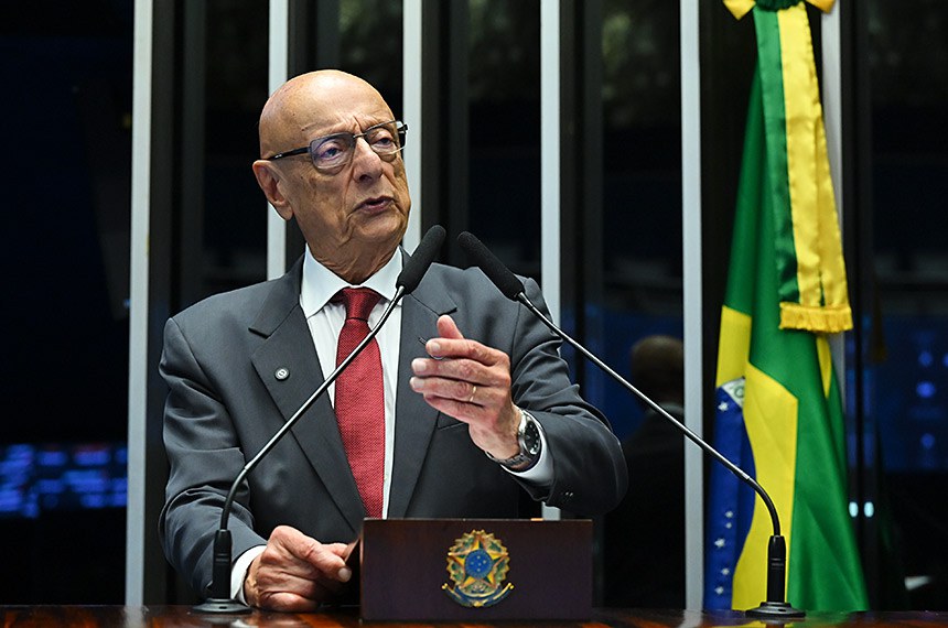 Em discurso, à tribuna, senador Esperidião Amin (PP-SC).