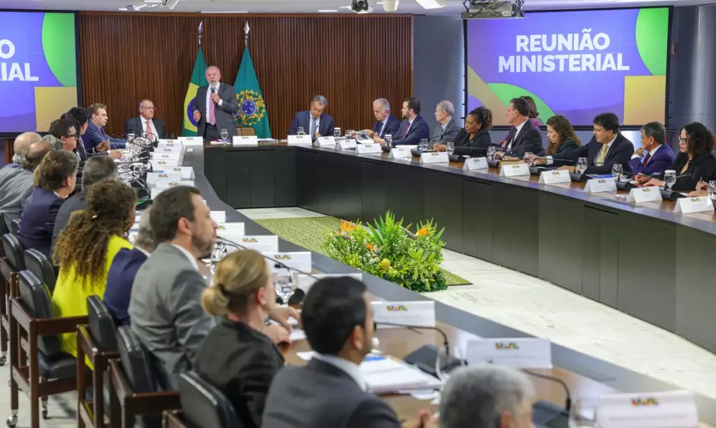 Brasília (DF), 31/03/2026 - O presidente Luiz Inácio Lula da Silva coordena reunião ministerial no palácio do Planalto. 
Foto: Fabio Rodrigues-Pozzebom/Agência Brasil
