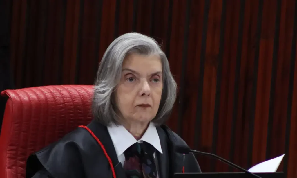 Brasília, (DF) – 01/08/2023 -  Ministra Carmen Lucia, participa da abertura da  sessão plenária do segundo semestre forense de 2023, Foto Valter Campanato/Agência Brasil.