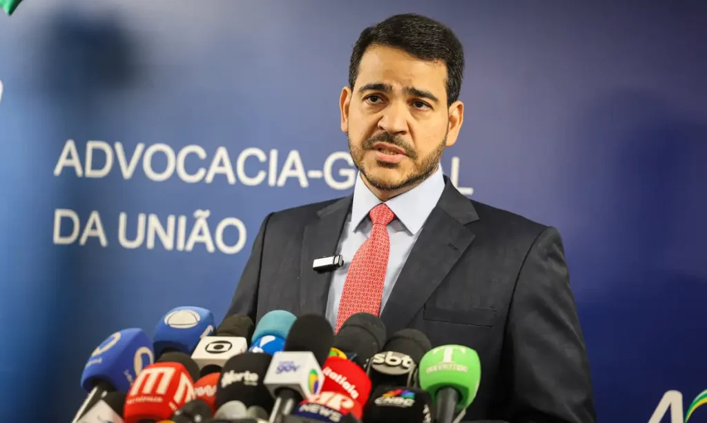 Brasília (DF), 01/07/2025 - o ministro da AGU, Jorge Messias, informou que a ação declaratória de constitucionalidade foi apresentada após solicitação feita pelo presidente Luiz Inácio Lula da Silva e com base em estudo técnico e jurídico solicitado ao órgão na semana passada.
Foto: José Cruz/Agência Brasil
