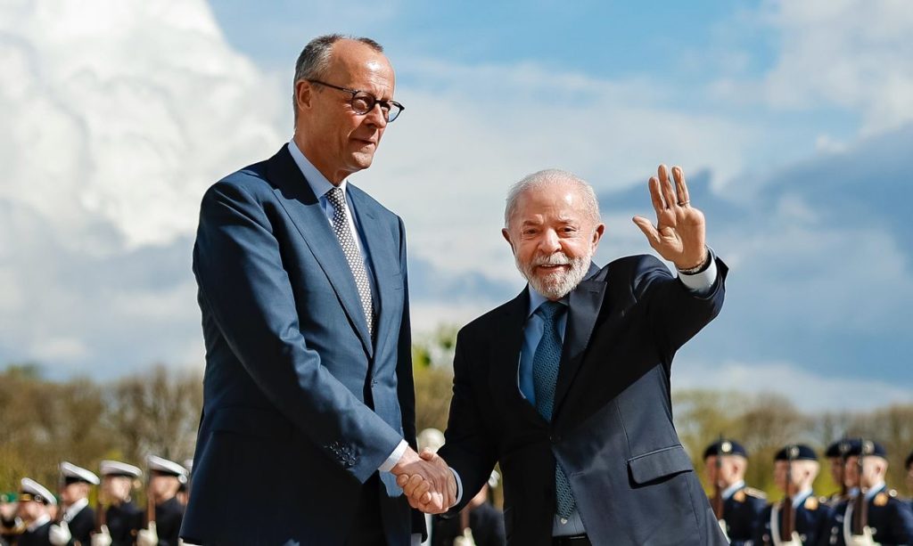 19.04.2026 – Presidente da República, Luiz Inácio Lula da Silva, durante recepção oficial. Jardins do Palácio de Herrenhausen, Alemanha.

Foto: Ricardo Stuckert / PR