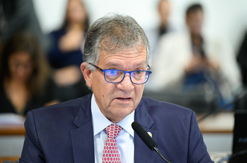 Em pronunciamento, à bancada, relator do PL 2.772/2024, do PL 2.773/2024 e do PL 1.020/2022, senador Laércio Oliveira (PP-SE).
